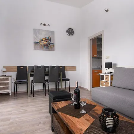 Penthouse Kvesic Trogir