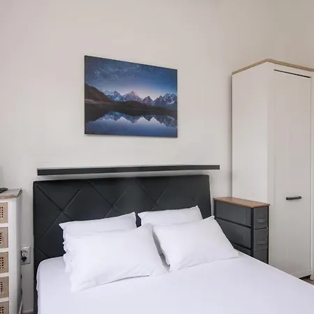 Penthouse Kvesic Apartment