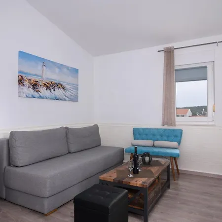 Penthouse Kvesic Lejlighed *