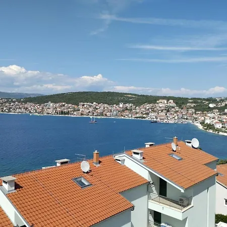 Penthouse Kvesic Lejlighed